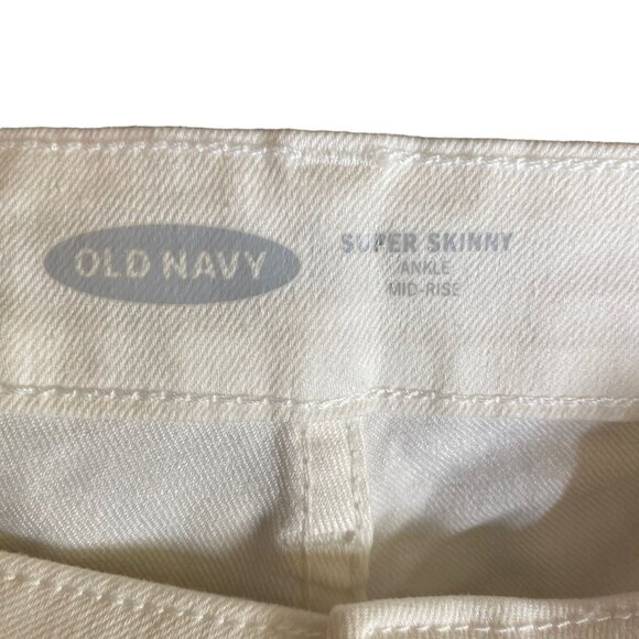 NWT Old Navy 12 Super Skinny Ankle Mid Rise White Wash Denim Jeans - Picture 4 of 6